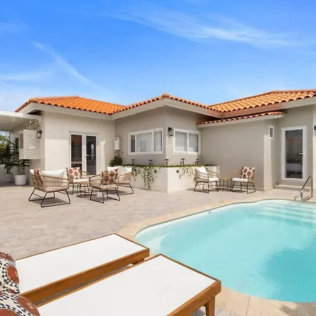 3Br Private Pool Retreat 4 Mins Drive By Bocobay Villa